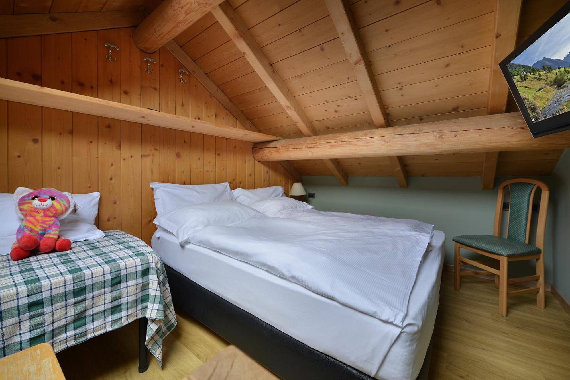 Cronox Mini Apartments Livigno Exteriör bild